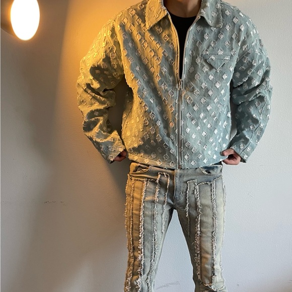 Jean jacket - Picture 2 of 2